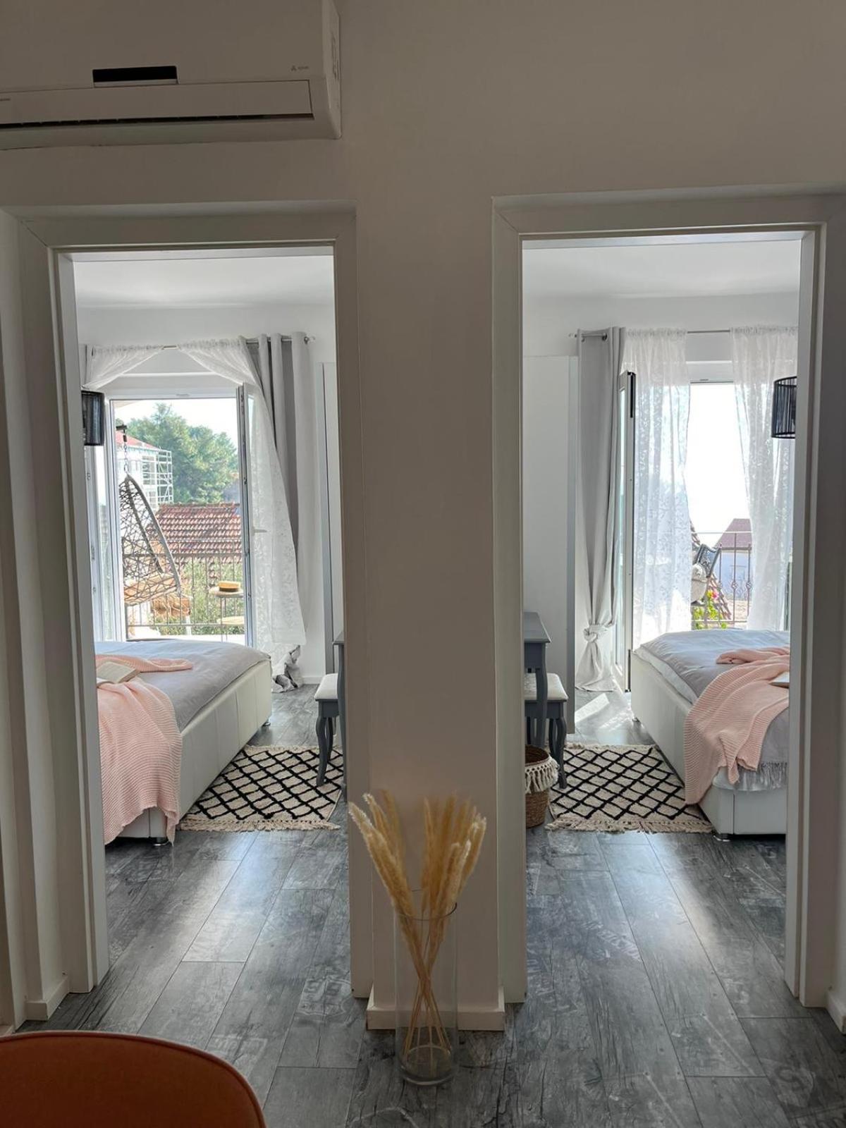 Apartments Tino Хвар Экстерьер фото