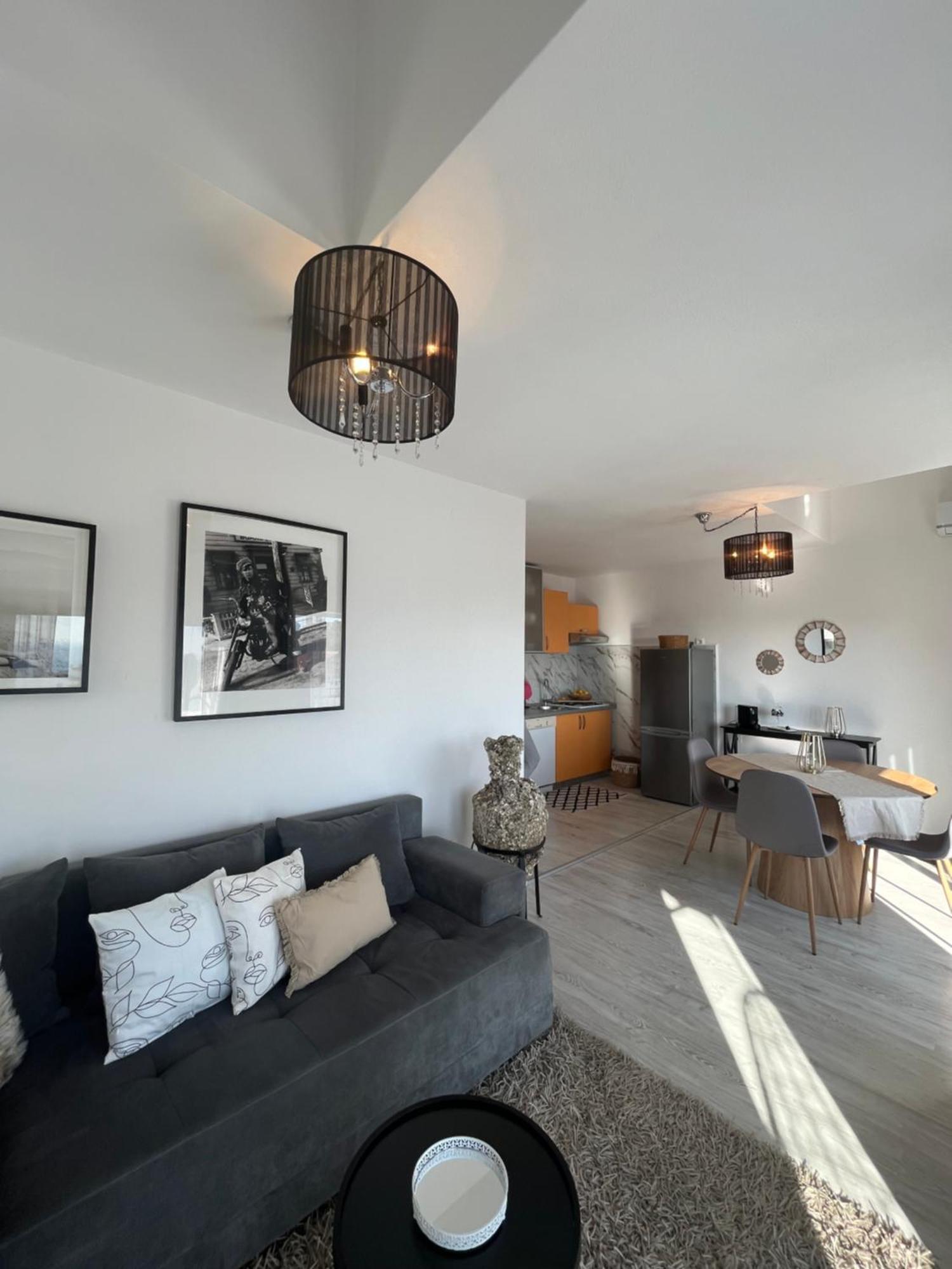 Apartments Tino Хвар Экстерьер фото