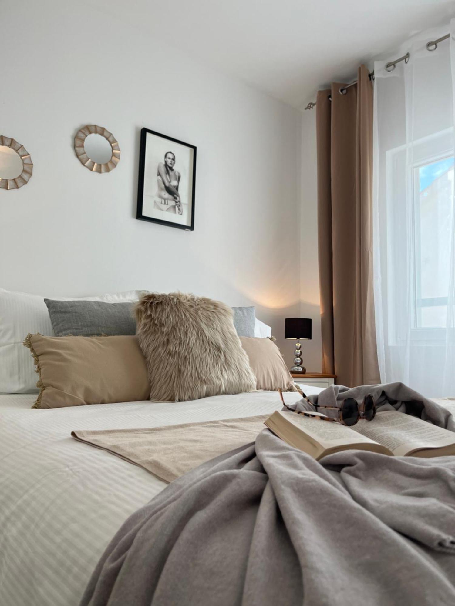 Apartments Tino Хвар Экстерьер фото